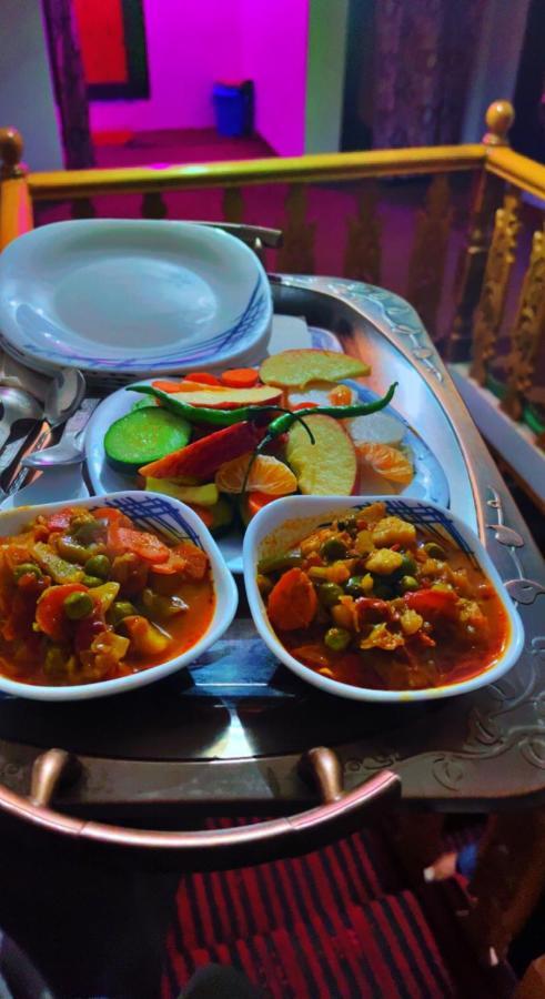 Everest Guest House Gulmarg Zewnętrze zdjęcie