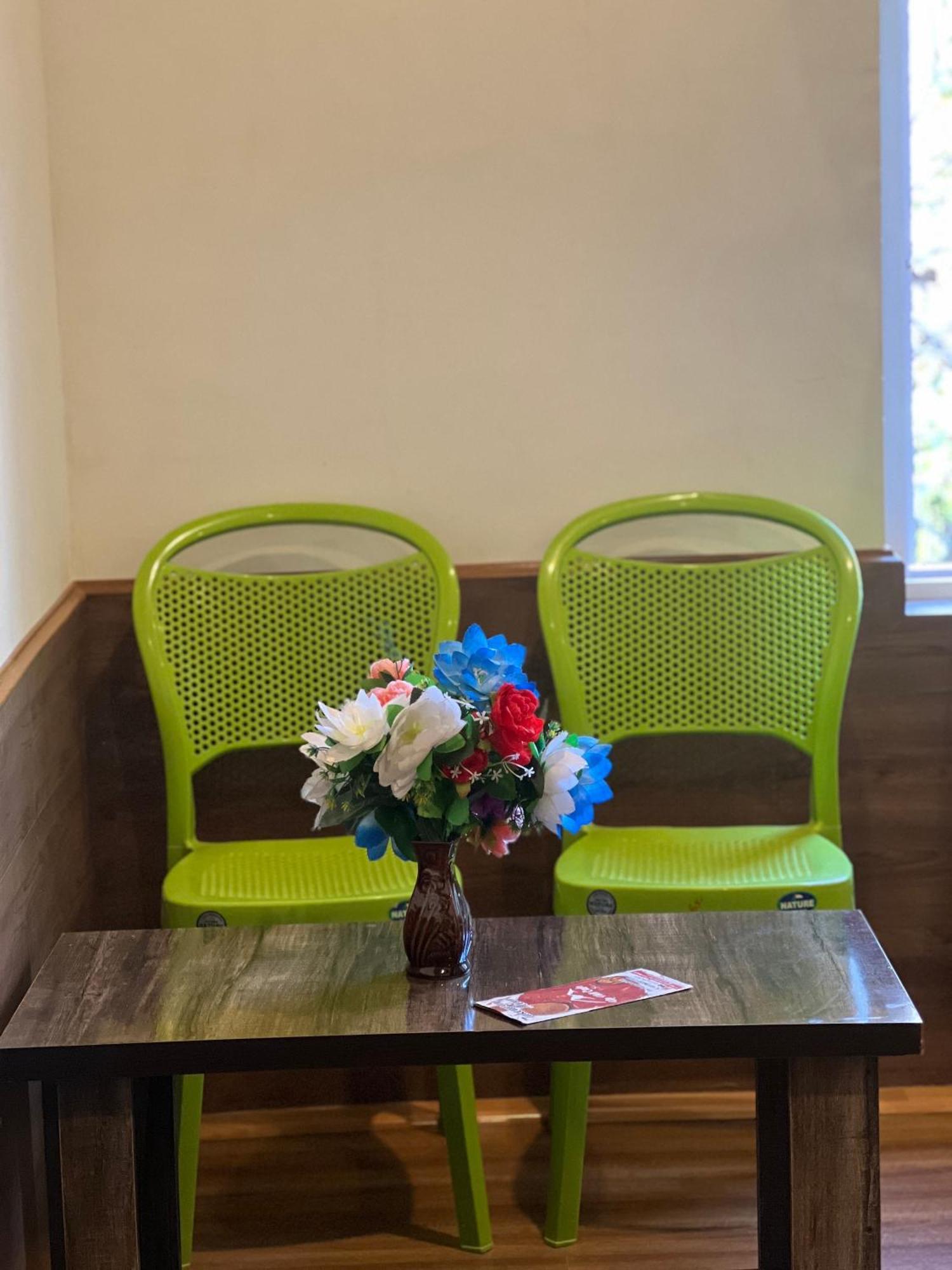 Everest Guest House Gulmarg Zewnętrze zdjęcie